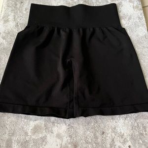 NVGTN Black Seamless Shorts